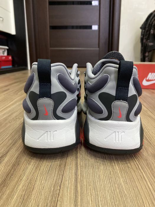 Продам кроссовки NIKE 44 размер 28 см
