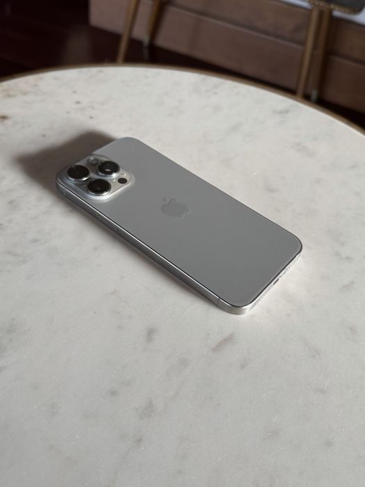 iPhone 15 Pro Max 1TB 85% Bat