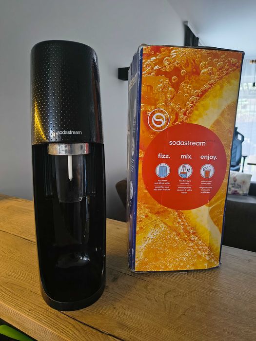 W pełni sprawny Sodastream Spirit Easy saturator wody gazowanej