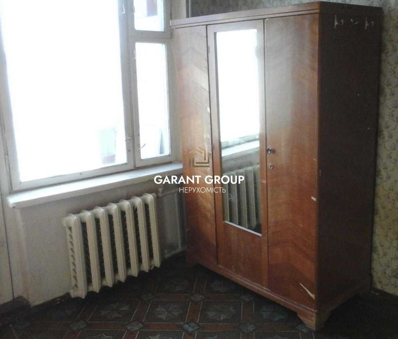 Продається однокімнатна квартира у Пересипському району