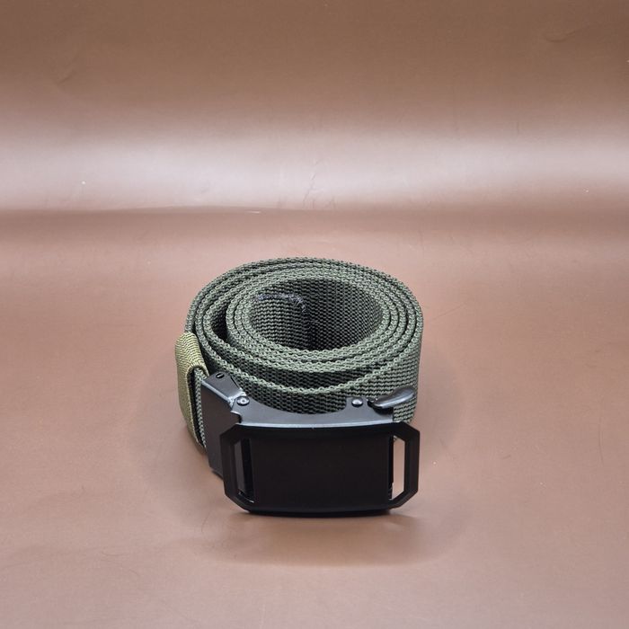 Pasek do spodni eleganckich I jeansów z metalową klamrą khaki Nowy