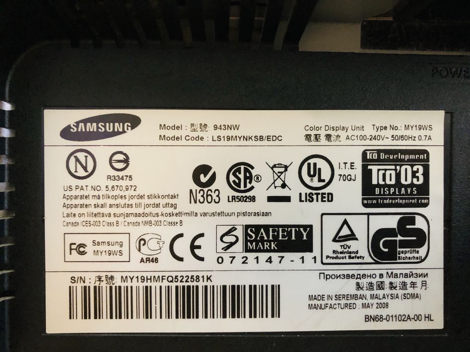 Монітор samsung 943nw