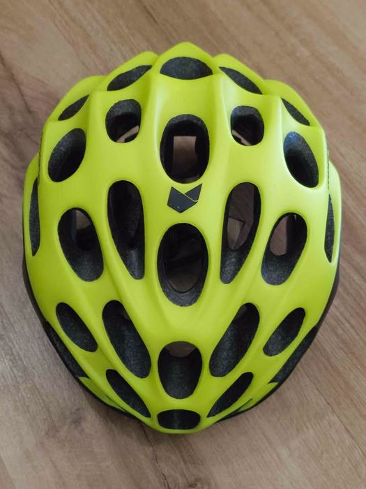 Capacete de Ciclismo Catlike Mixino "NOVO"