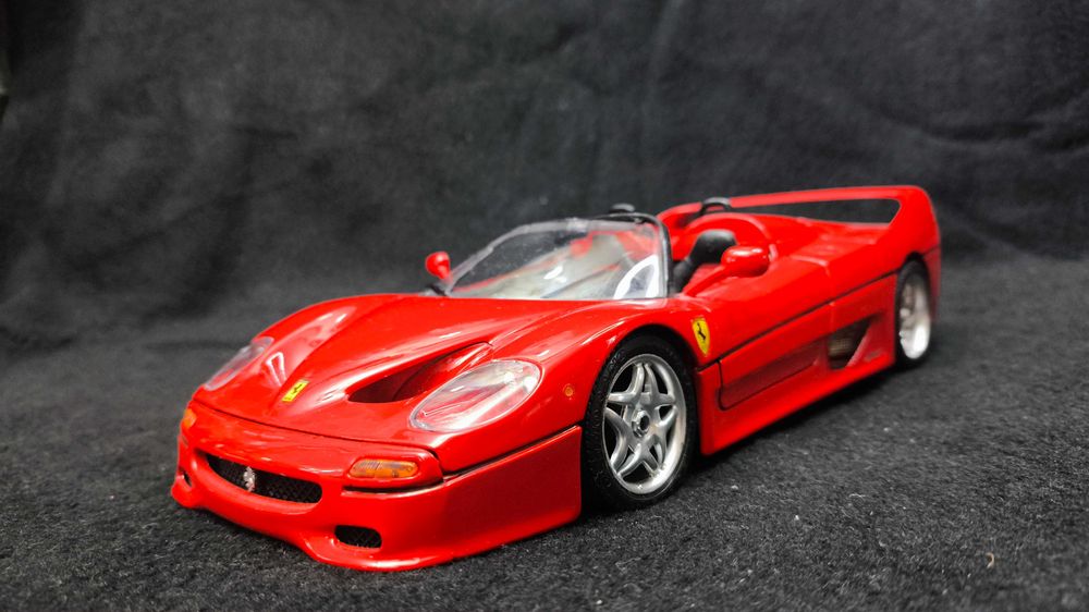 Модель авто 1.18 Ferrari F50 Cabrio, Red (Bburago made in Italy)