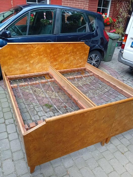 Oddam za darmo łóżko sypialni