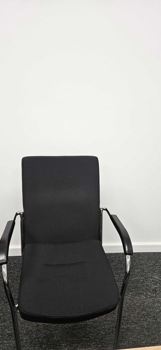 komplet 8 krzeseł firmy Loco II