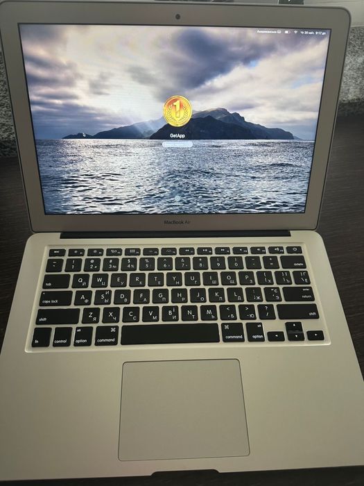 Продам MacBook Air (13-2017р)