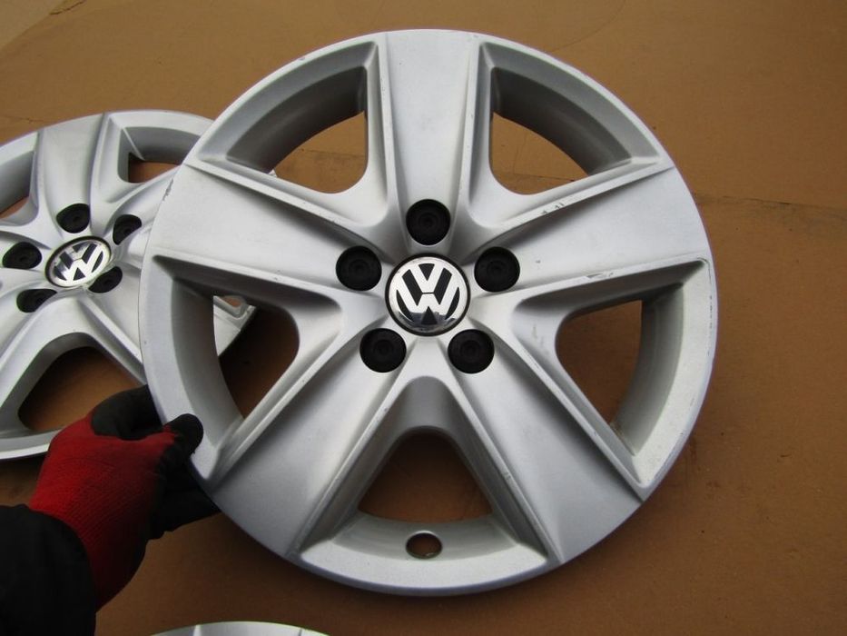 1x kołpak 16 strukturalny vw golf v vi vii passat caddy touran 5x112 ładny