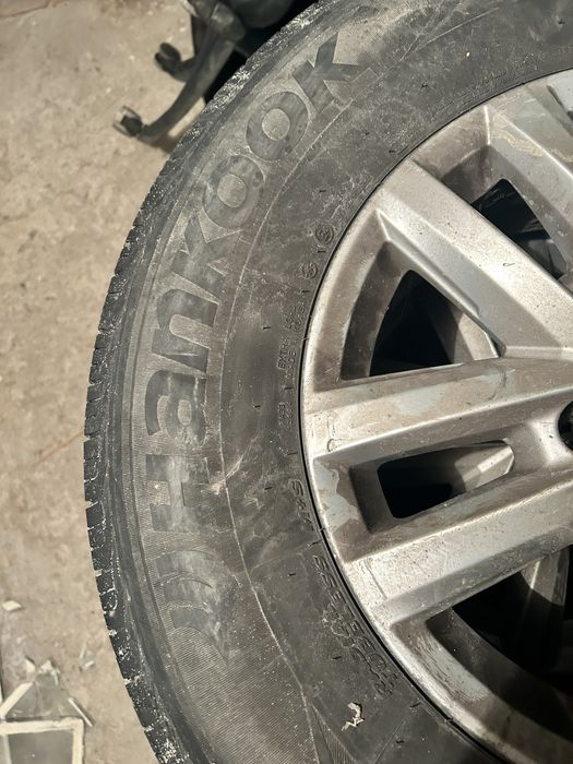 Hankook r16 245/70