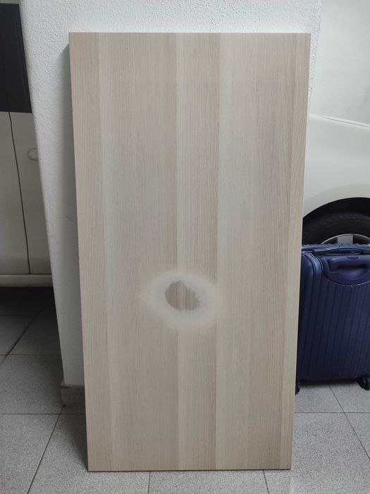 Mesa Linnmon IKEA + 2 pernas Adils