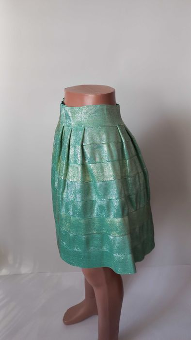 Коротка бірюзова спідниця 48 46 розмір