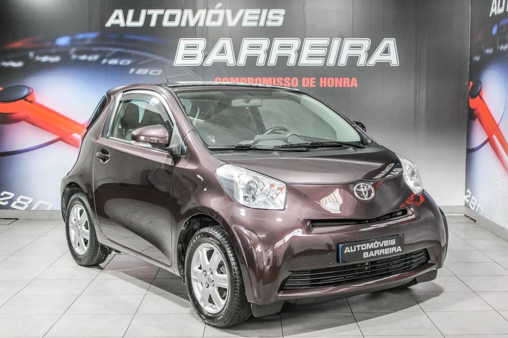 Toyota iQ 1.0 VVT-i Essential+AC