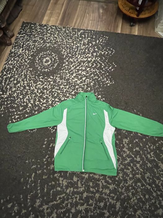 бігова вітровка Nike+ dri-fit