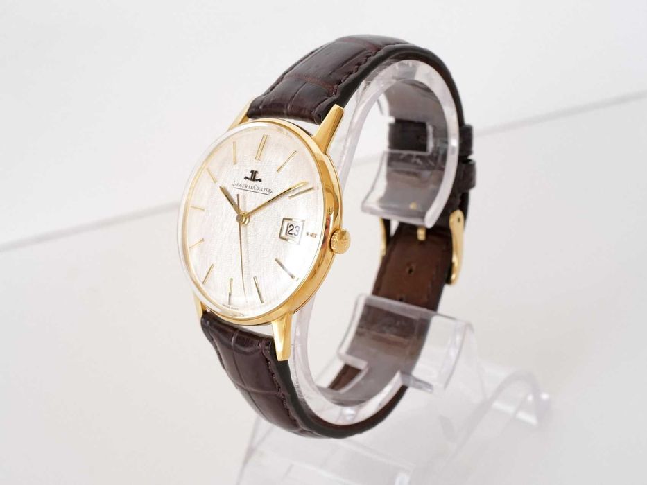 Jaeger LeCoultre Ultra-Thin White Linen Dial 18K Yellow Gold 34