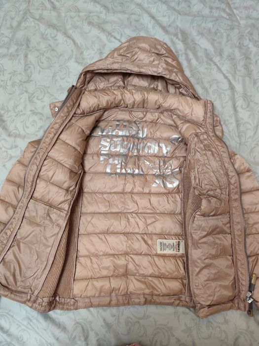 Куртка для дівчинки