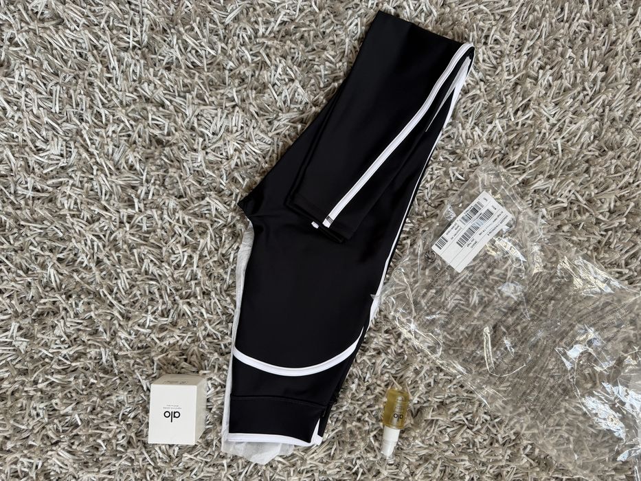 Оригінальні лосини Alo Yoga Airlift Charger S