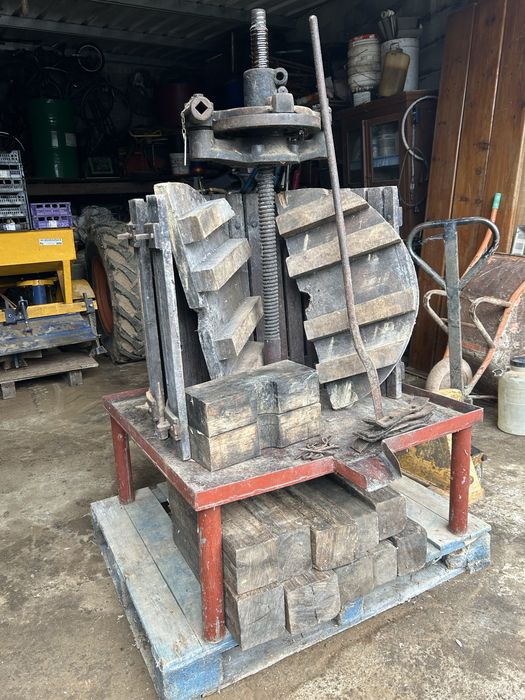 Prensa manual de vinho