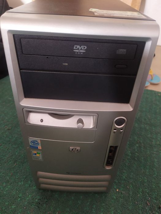 Torre de computador HP