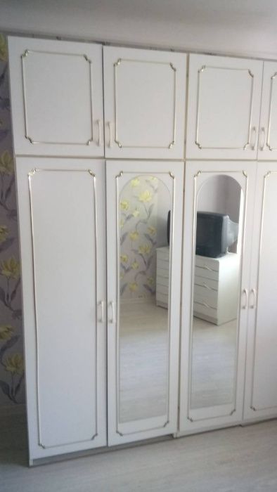 Сдаю хорошую квартиру по ул Соборная 2этаж со всеми удобствами