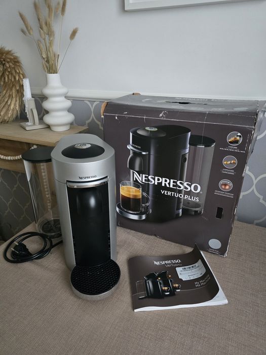 NOWY Ekspres kapsułkowy Nespresso vertuo plus designerski