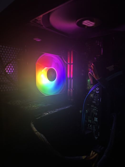 Komputer gamingowo/biurowy