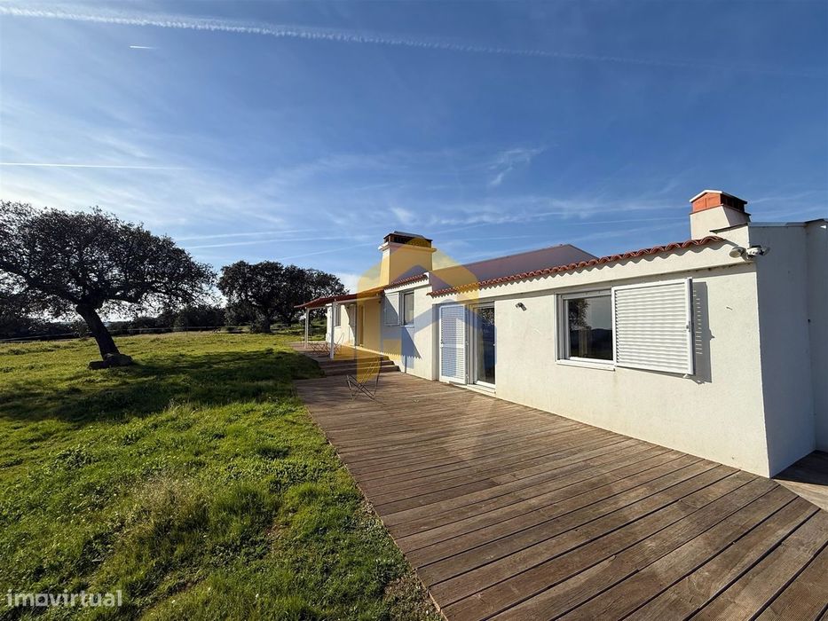 Quinta T3 Venda em Assunção, Ajuda, Salvador e Santo Ildefonso,Elvas