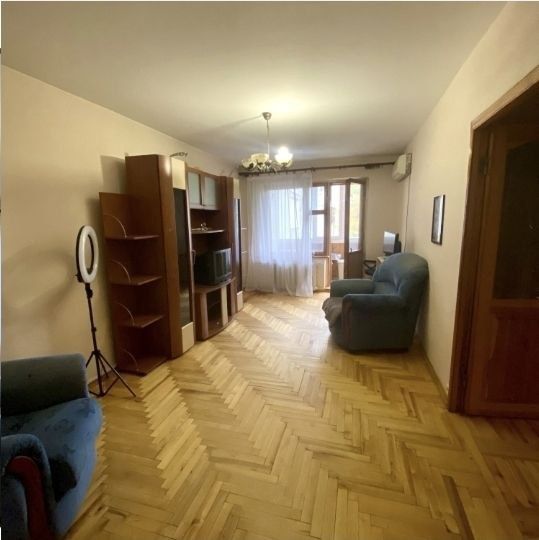 Продаётся 3 ком. квартира на Правом берегу