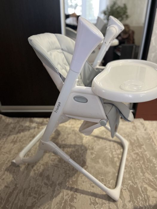 Продам стільчик для годування - гойдалка
