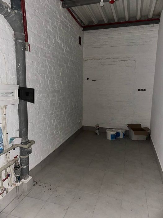 Оренда фасадного комерційного приміщення — м. Ківерці, вул. Шевченка 2