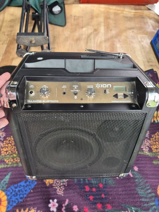 Głośnik Przenośny ION Tailgater Bluetooth / Radio AM/FM / Akumulator
