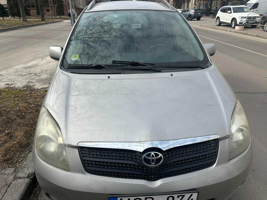 Разборка Toyota Corolla verso 2.0 2001-2004