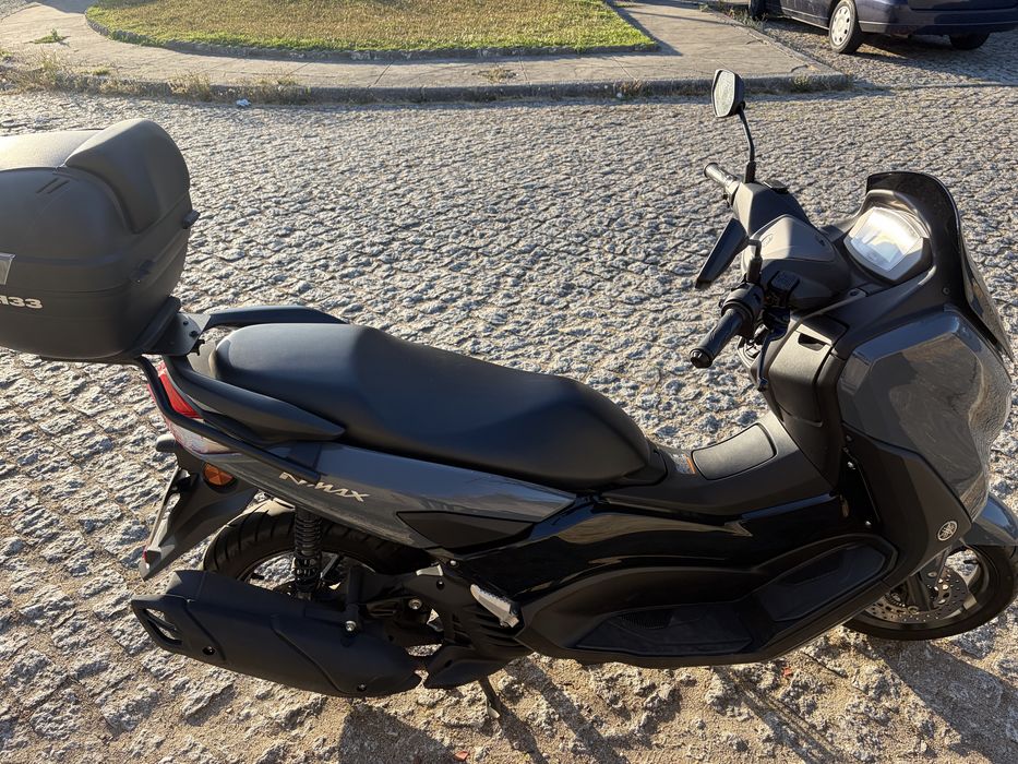 N max 125 yamaha baixo KM