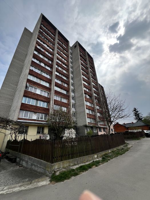 Продаж 3 кімнатної квартири 71 м2 Дубляни вулиця Зелена ПЕРЕРАХУНОК