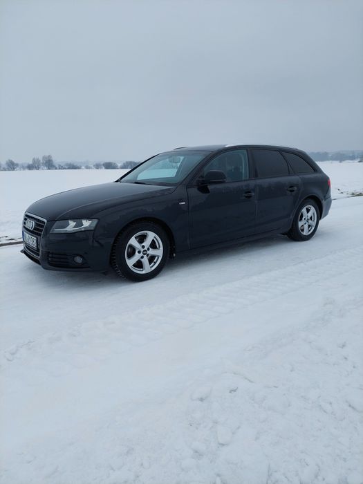 Audi a4 b8 2.0.  S-line