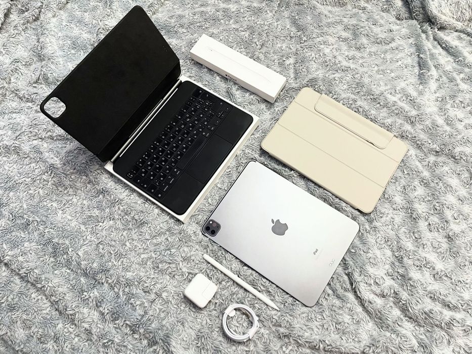 IPad Pro 11’ (2 gen) 256 gb, LTE + чехол, как новый! А2230
