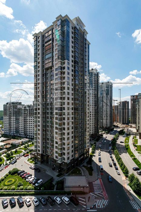 Продажа квартиры, ул. Андрея Верхогляда, Печерский р-н