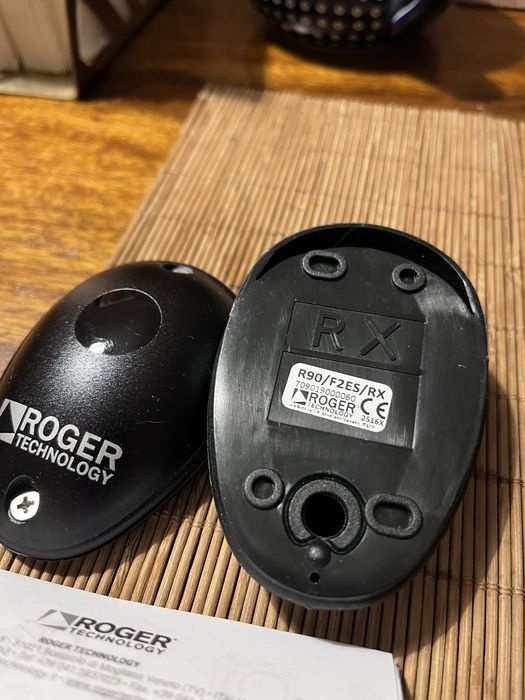 Roger R90/F2ES   Fotokomórki do bramy wjazdowej
