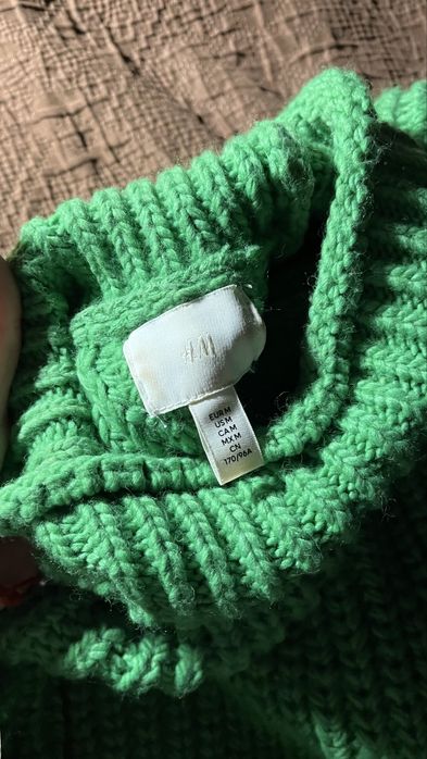 Зелений светр H&M