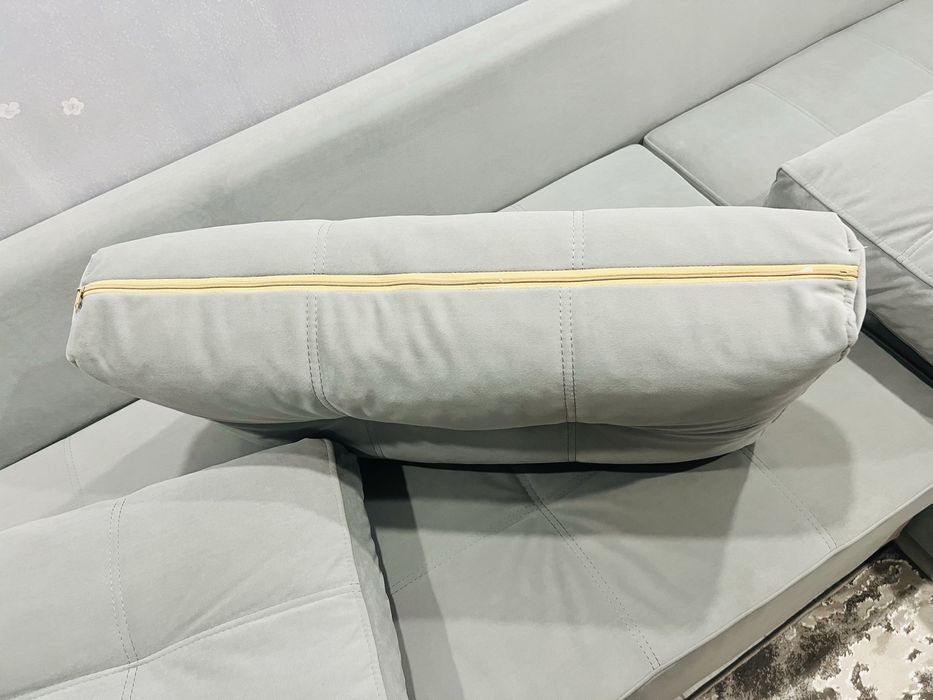 Продам прекрасний кутовий диван