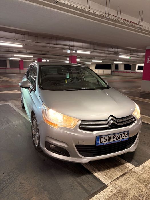 Citroën C4 Citroën C4 2012 • 1.6 Diesel • Manual • 170 tys km • Bez wkładu
