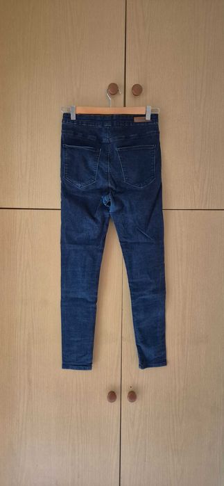 Jeansy rurki Stradivarius roz. 40