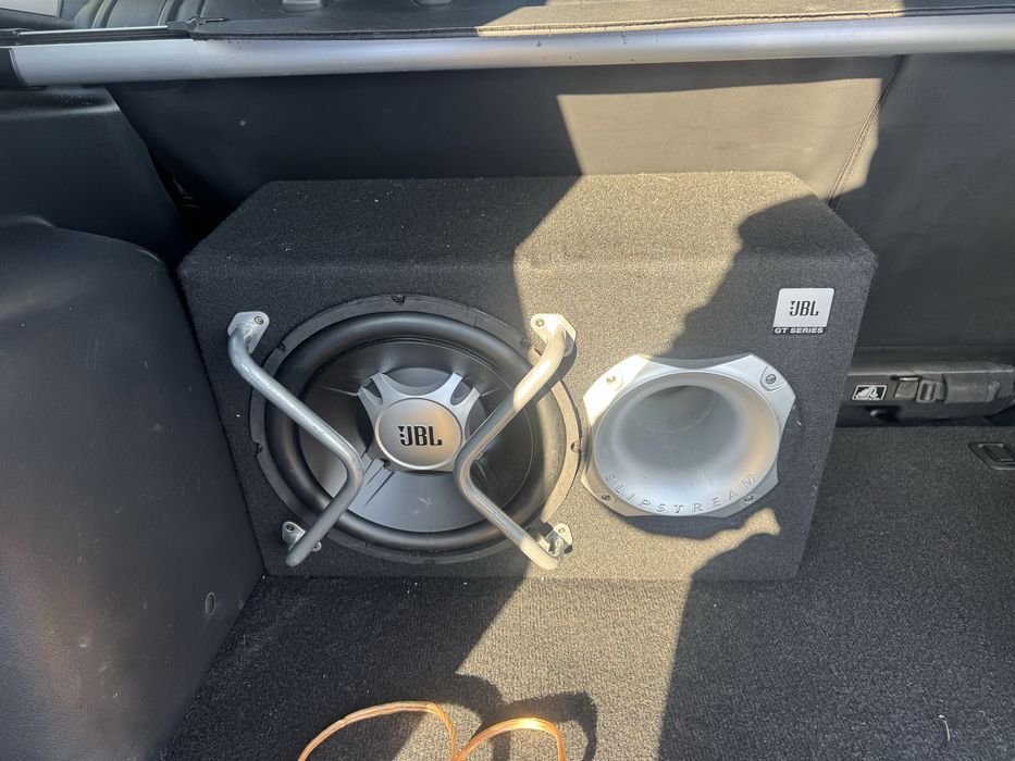 Сабвуфер JBL GT5-1204BR та Автопідсилювач