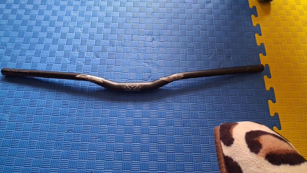 Хороший руль мтб 800 мм