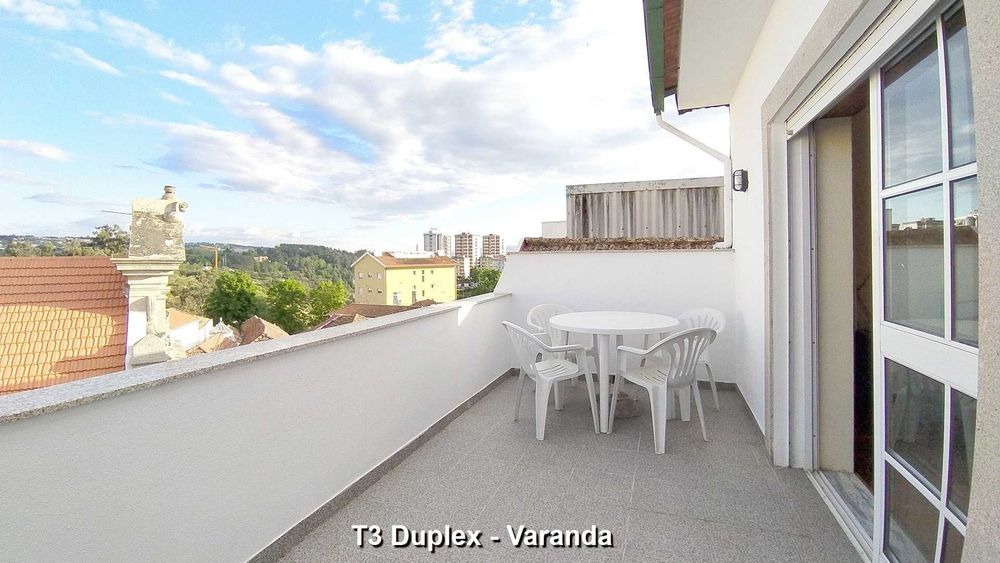 T3 dúplex, bom estado, bem arrendado, a 3 min da ponte metálica.