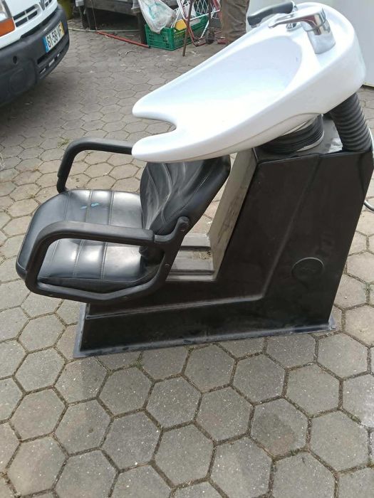 Rampa para cabeleireiro em bom estado
