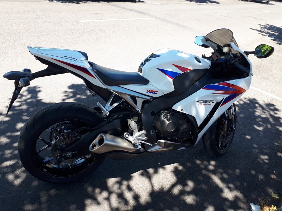 Honda CBR 1000rr HRC Fireblade (ABS) de 2012 c/ apenas e só 2.940 km's