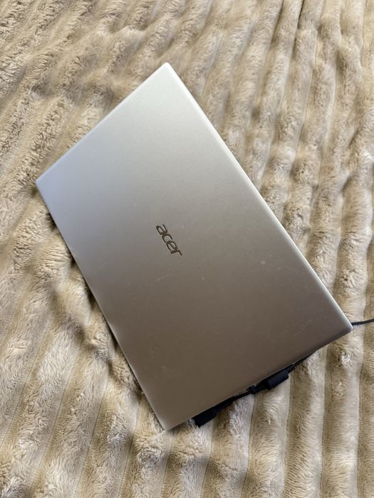 Продам Нетбук  acer swift