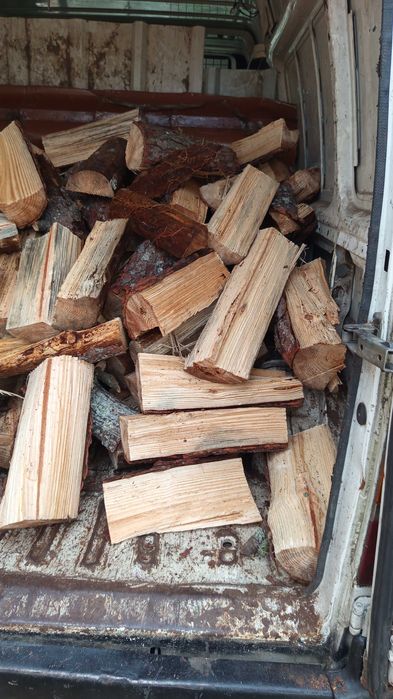 Vendo lenha de pinho seca