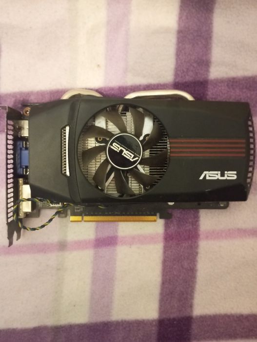 ASUS GTX 550 Ti 1GB GDDR5 – A Funcionar