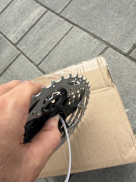 Kaseta shimano xt 10 rzędowa.
